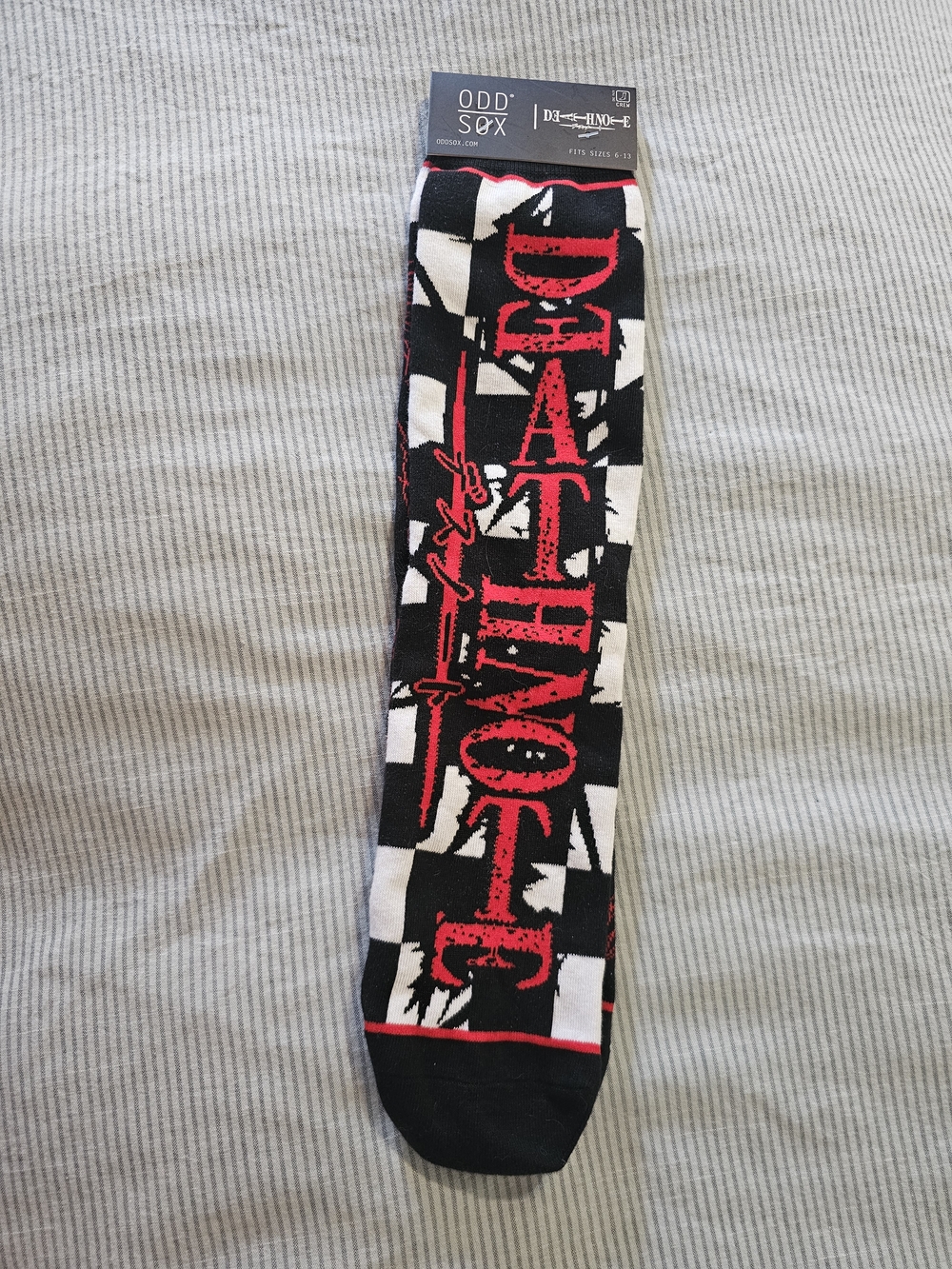 Men’s Black & White Graphic Socks with Red 'Death Note' Accent Ryuk